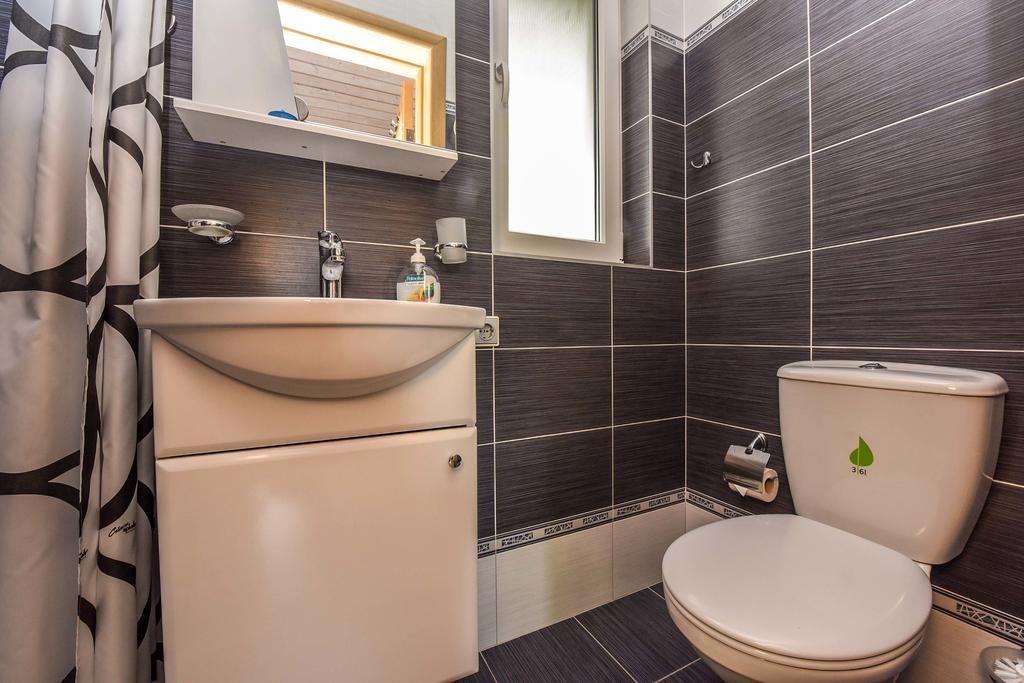 Apartamentai Trys Pusys Швентой Экстерьер фото